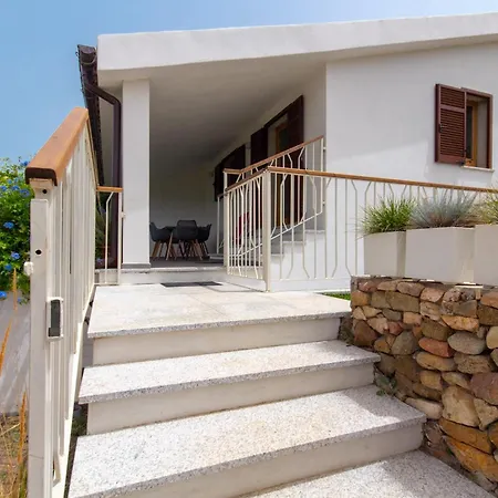 Holiday home - Casa Plumbago - In Sardinia *